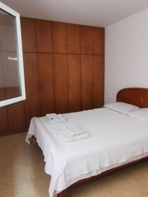 Διαμερισμα 2Υδ Apartman Pérdika Kültér fotó